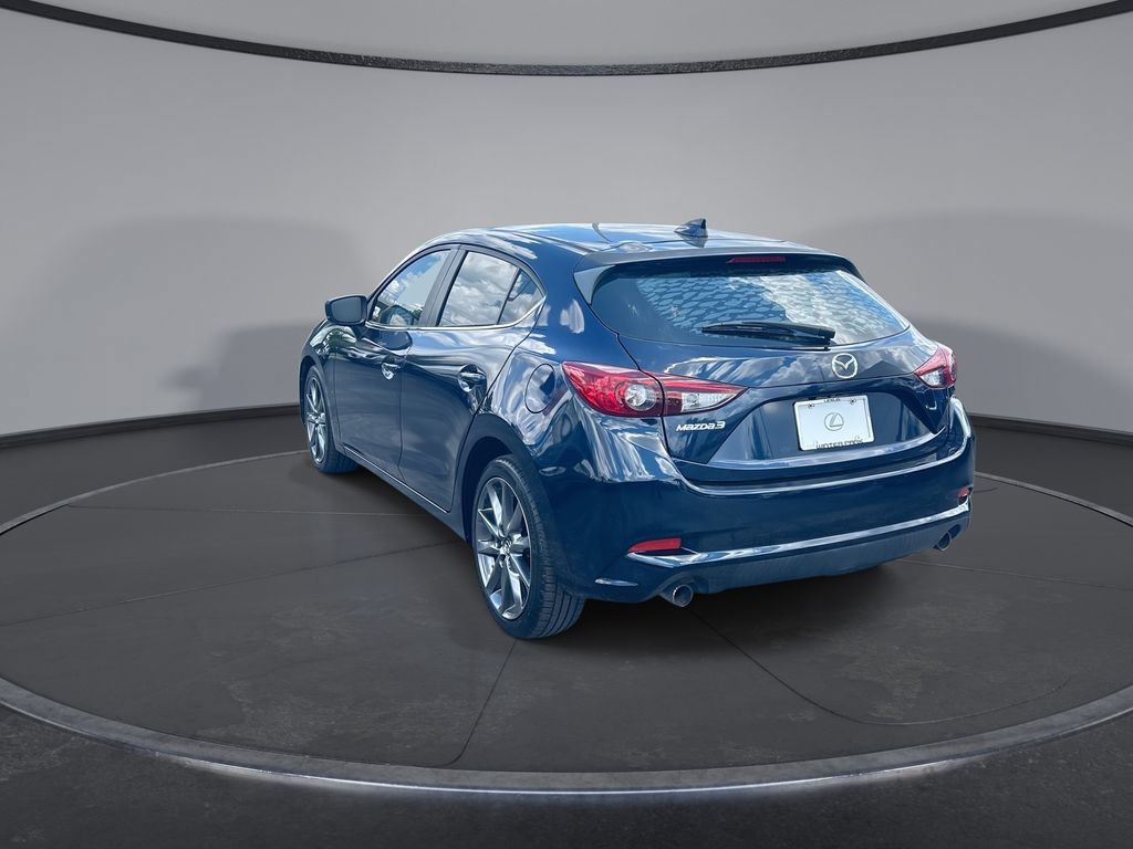 Used 2018 MAZDA MAZDA3 Touring FWD image 10