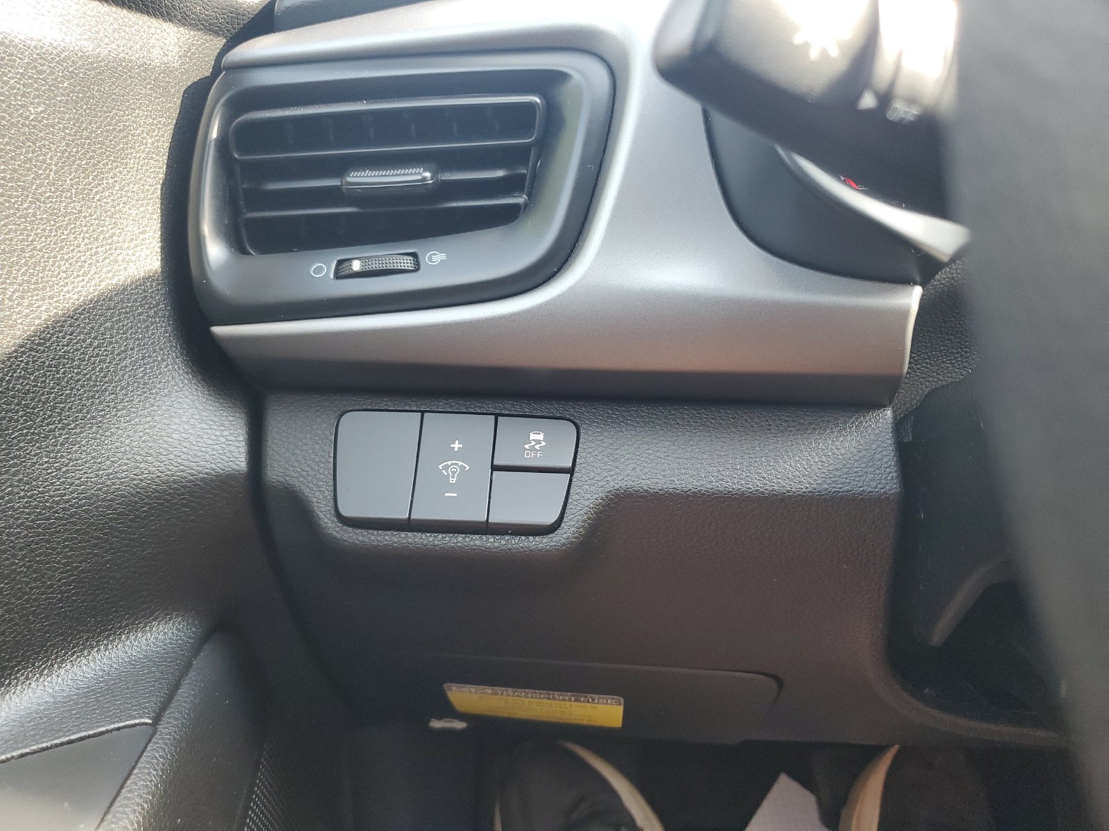 Used 2023 Kia Rio S FWD image 20