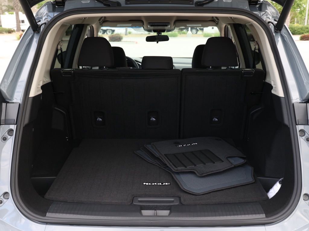 New 2026 Nissan Rogue SV image 16