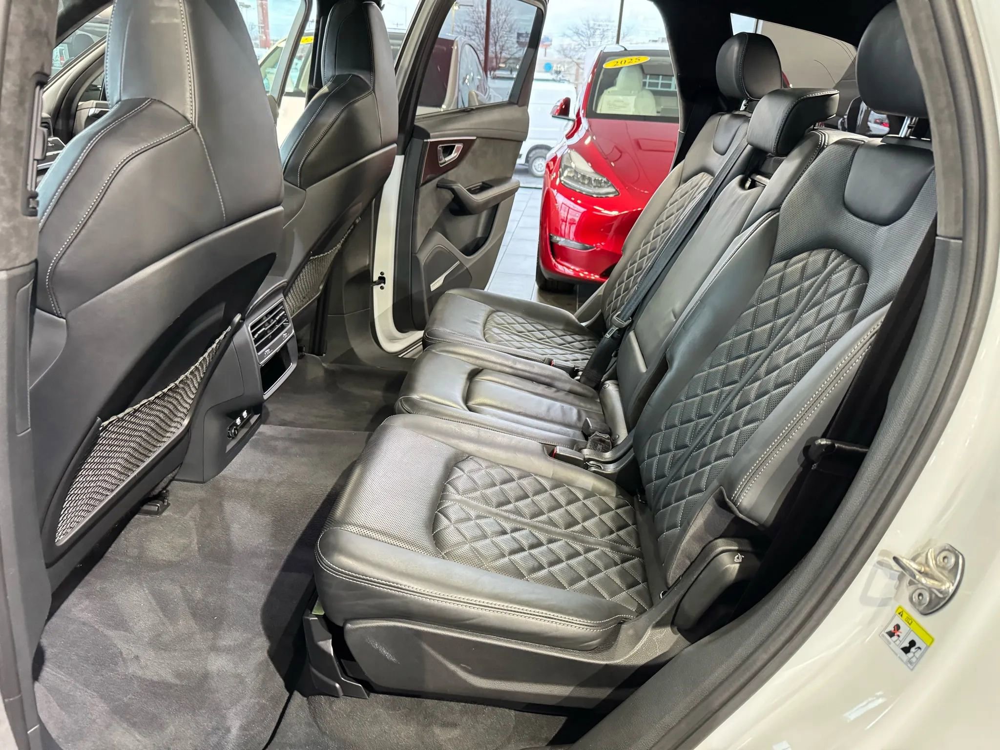Used 2020 Audi SQ7 Prestige AWD/4WD image 12