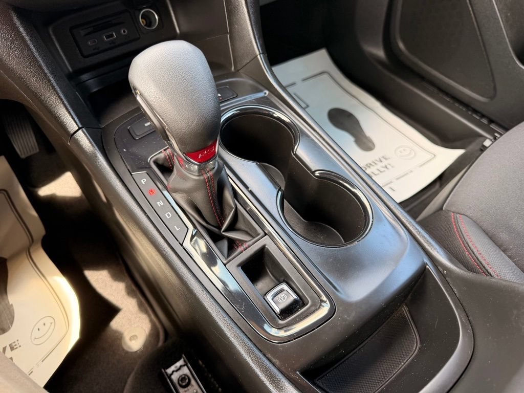 Used 2022 Chevrolet Equinox RS w/ Infotainment Package AWD/4WD image 25