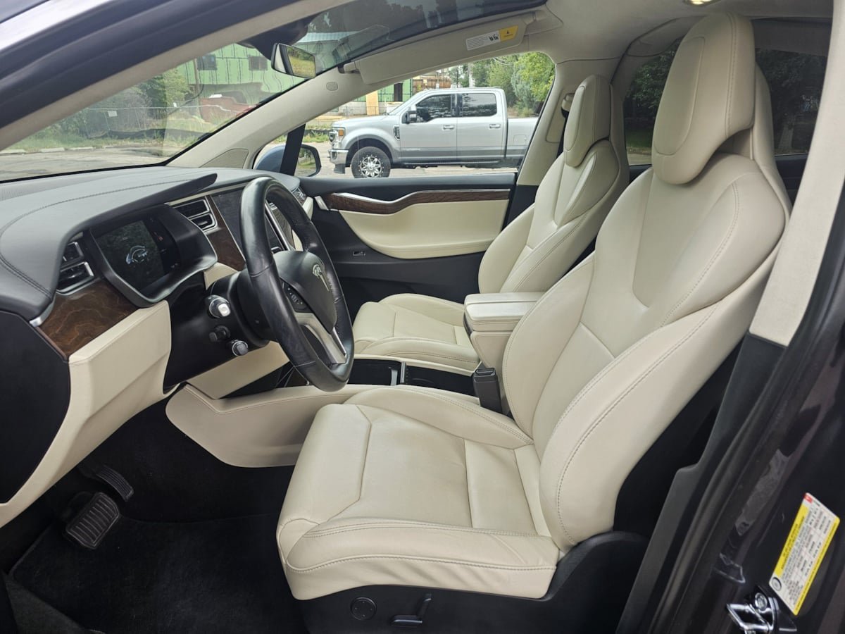 Used 2017 Tesla Model X 100D AWD/4WD image 9
