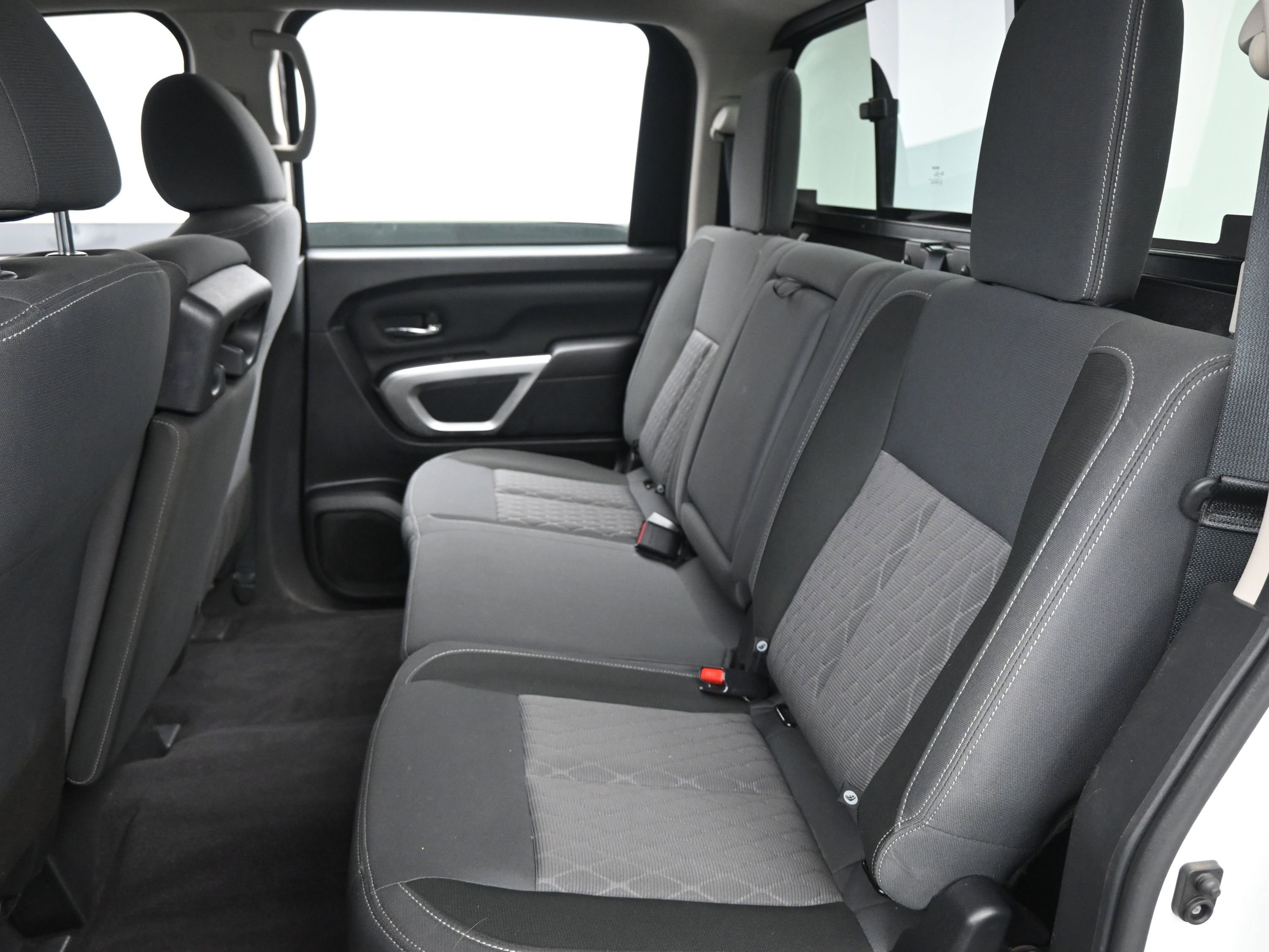 Used 2024 Nissan Titan SV w/ Accessory Utility Package image 12