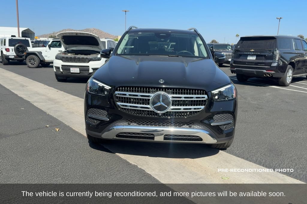 Used 2025 Mercedes-Benz GLE 450e 4MATIC image 2