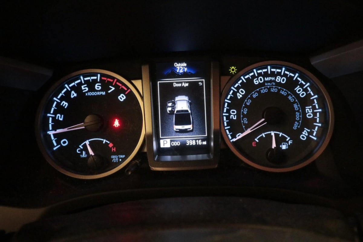 Used 2021 Toyota Tacoma SR5 image 21