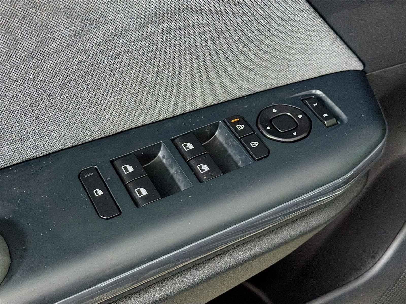 Certified 2025 Kia K4 EX image 18