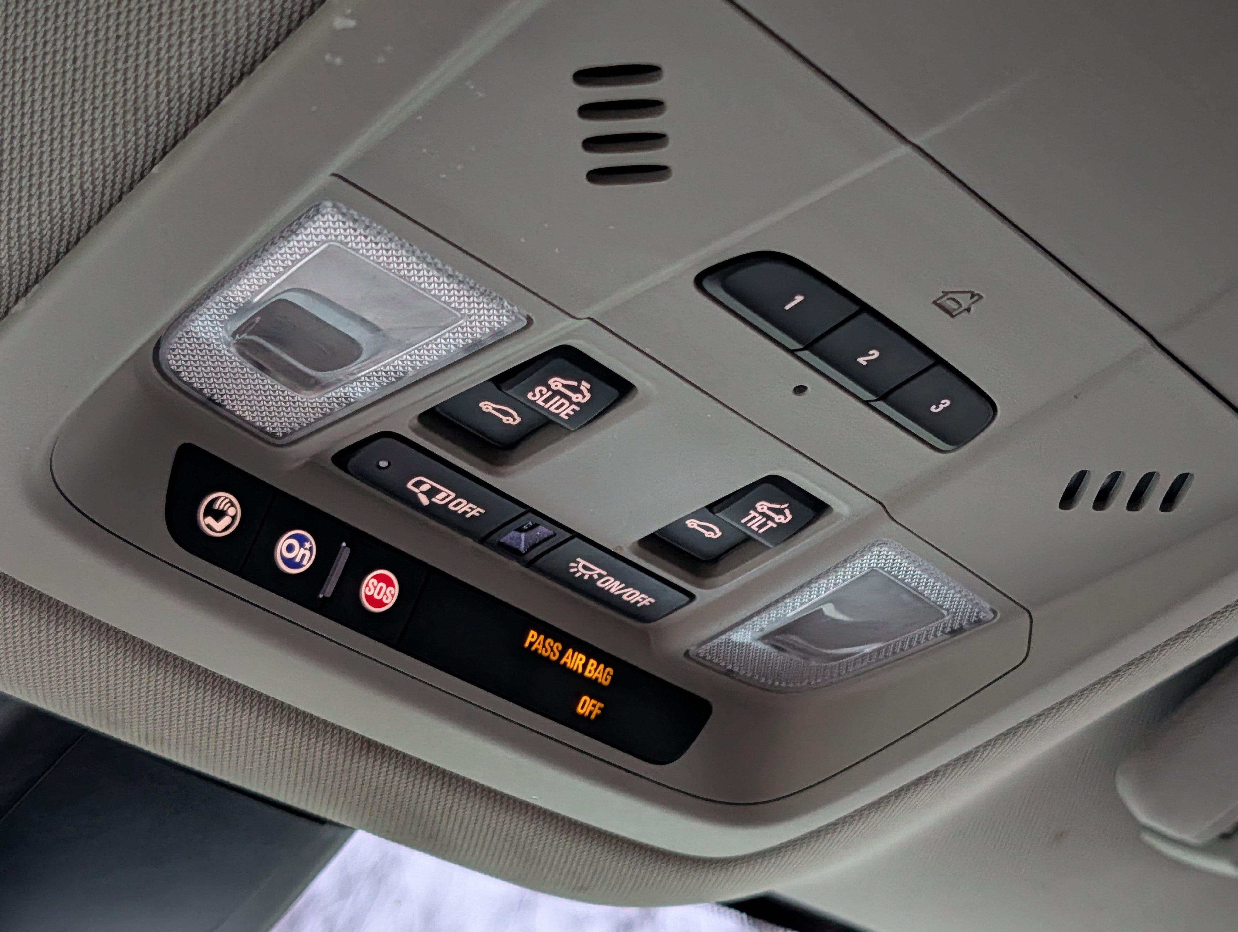 Used 2020 Buick Enclave Avenir w/ Avenir Technology Package image 28