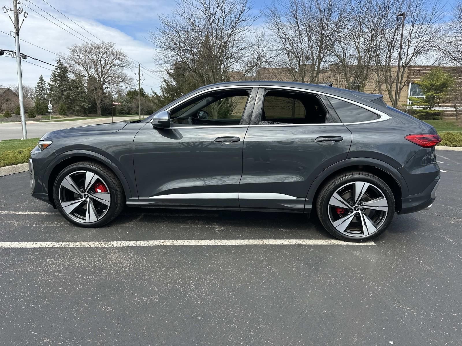 New 2026 Audi SQ5 Premium Plus AWD/4WD image 8