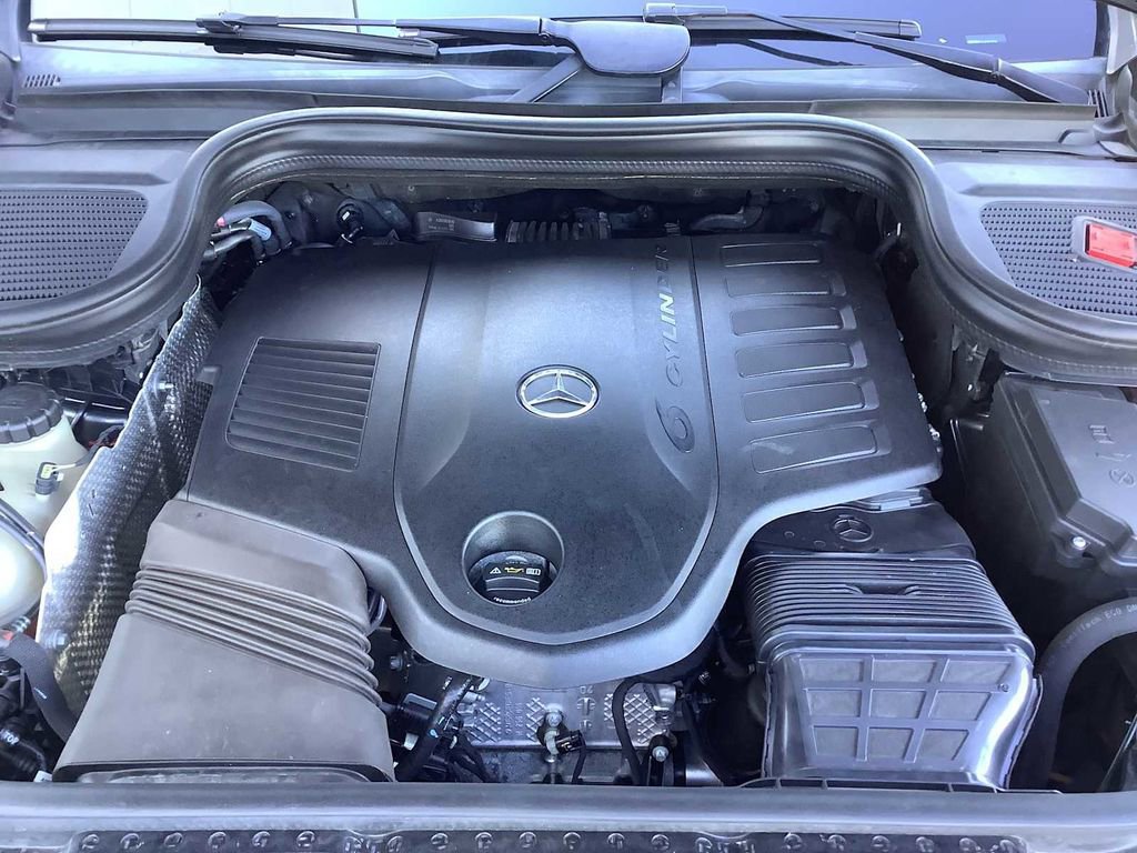 Used 2020 Mercedes-Benz GLE 450 4MATIC w/ 3rd Row Seat Package image 8
