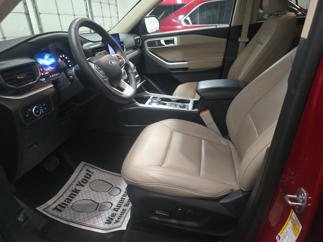 Used 2023 Ford Explorer XLT w/ Equipment Group 202A image 17