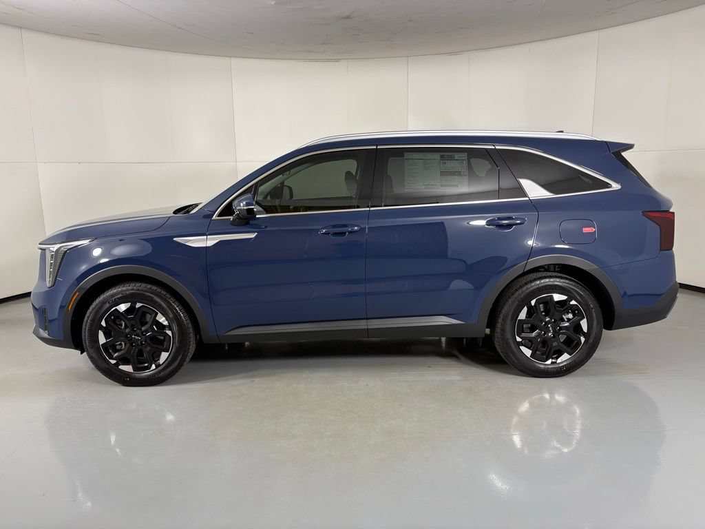 New 2026 Kia Sorento S w/ S Panoramic Sunroof Package FWD image 5