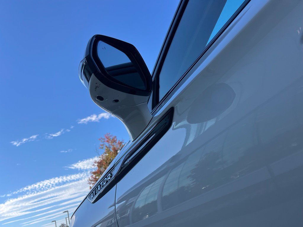 Used 2026 Lincoln Aviator AWD image 43