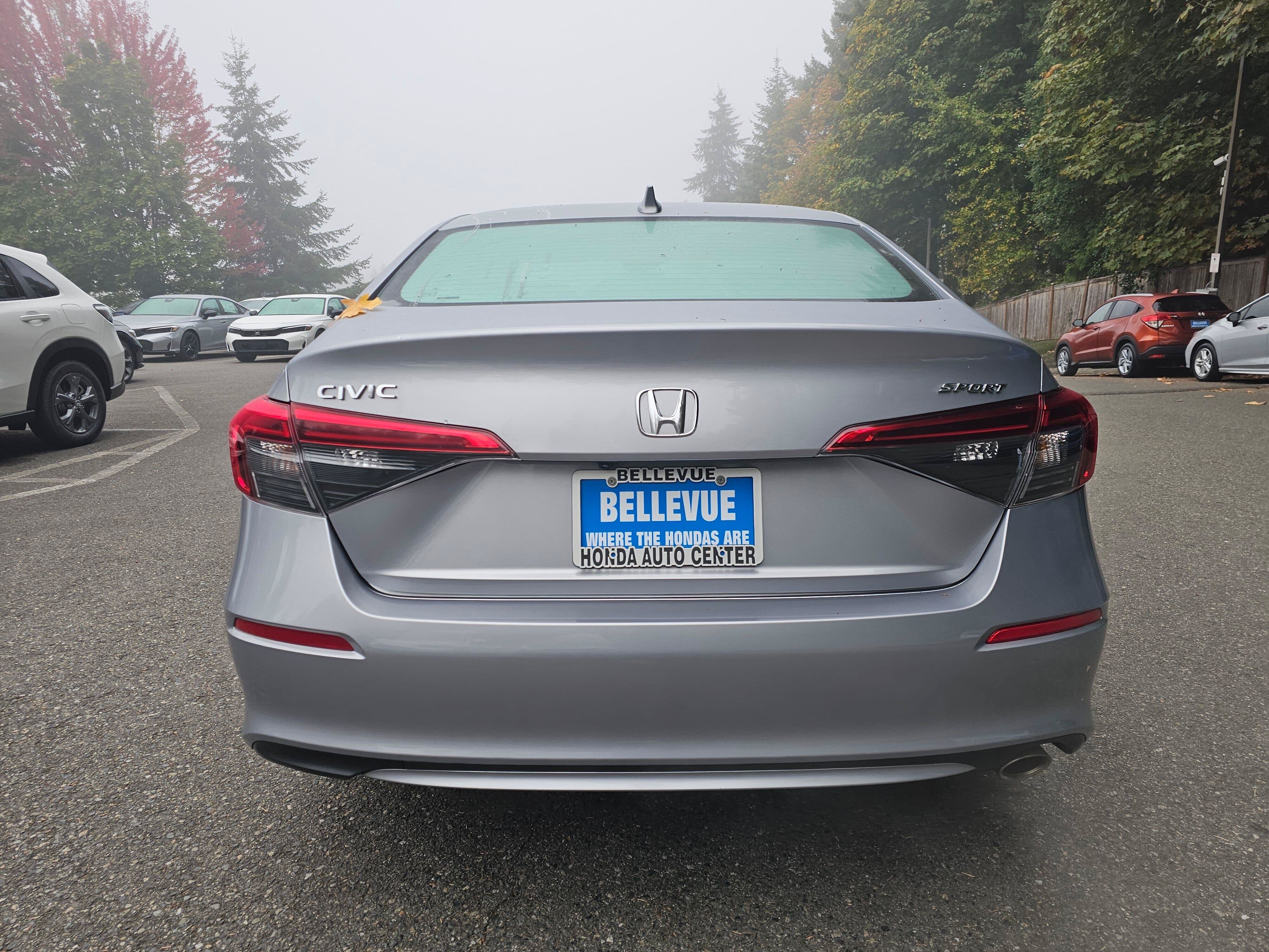 Used 2022 Honda Civic Sport image 6