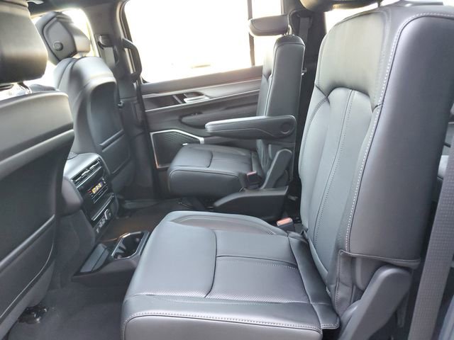 New 2025 Jeep Wagoneer Series II w/ Premium Group I image 18