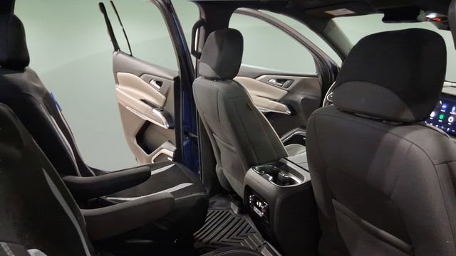 Used 2024 Chevrolet Traverse LT w/ Enhanced Driving Package image 15