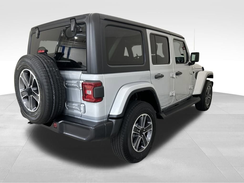 Used 2023 Jeep Wrangler Sahara w/ LED Lighting Group image 5