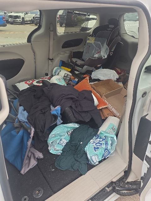 Used 2019 Chrysler Pacifica Touring-L Plus w/ Tire & Wheel Group FWD image 16