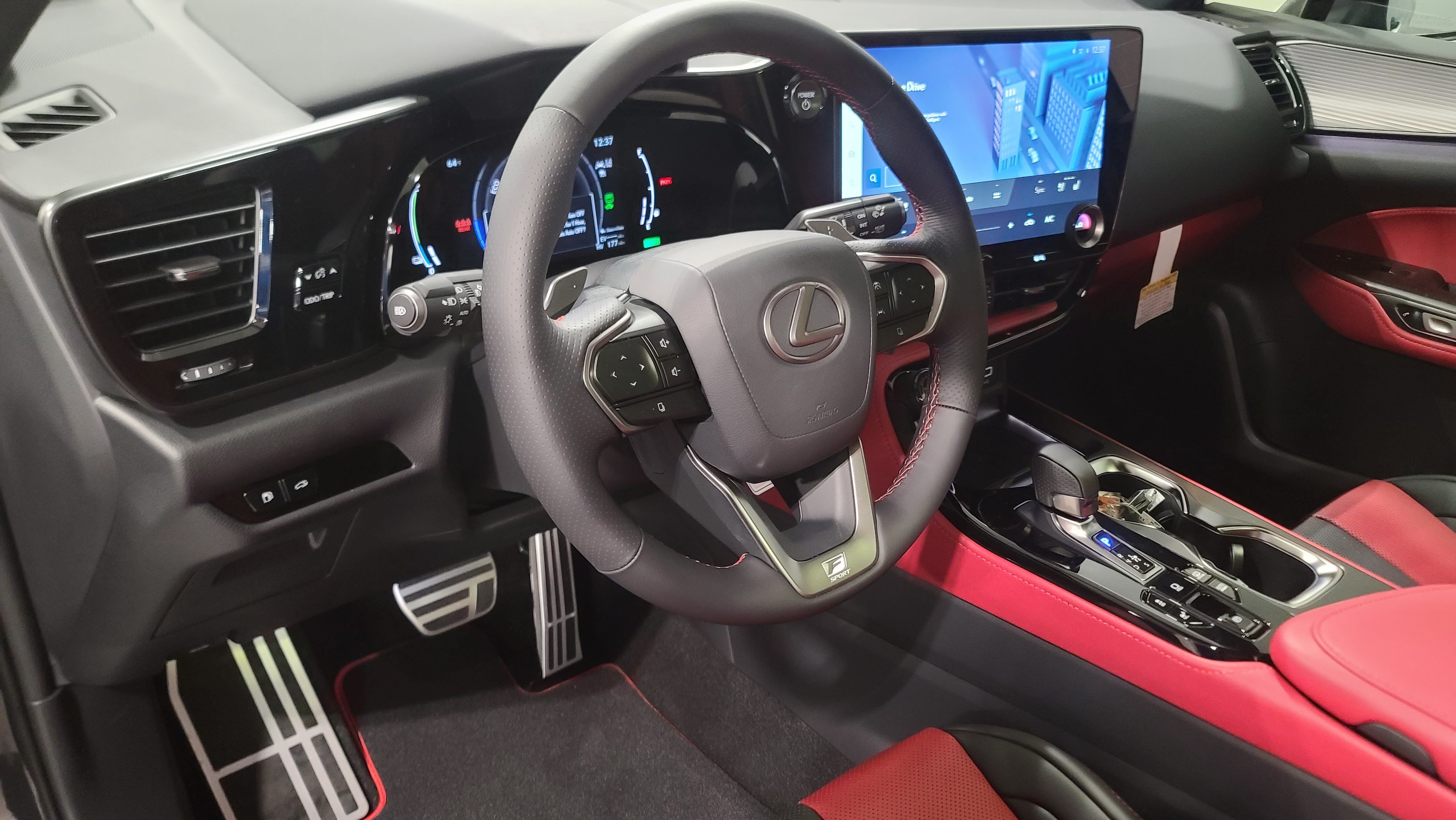 Certified 2026 Lexus NX 450h+ F Sport w/ Accessory Package (2T) AWD/4WD image 30