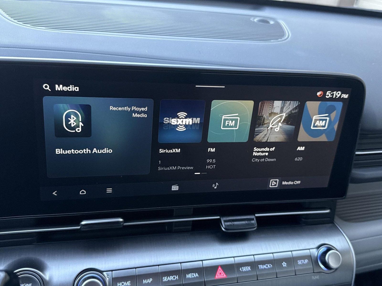 Certified 2025 Hyundai Kona SEL image 18