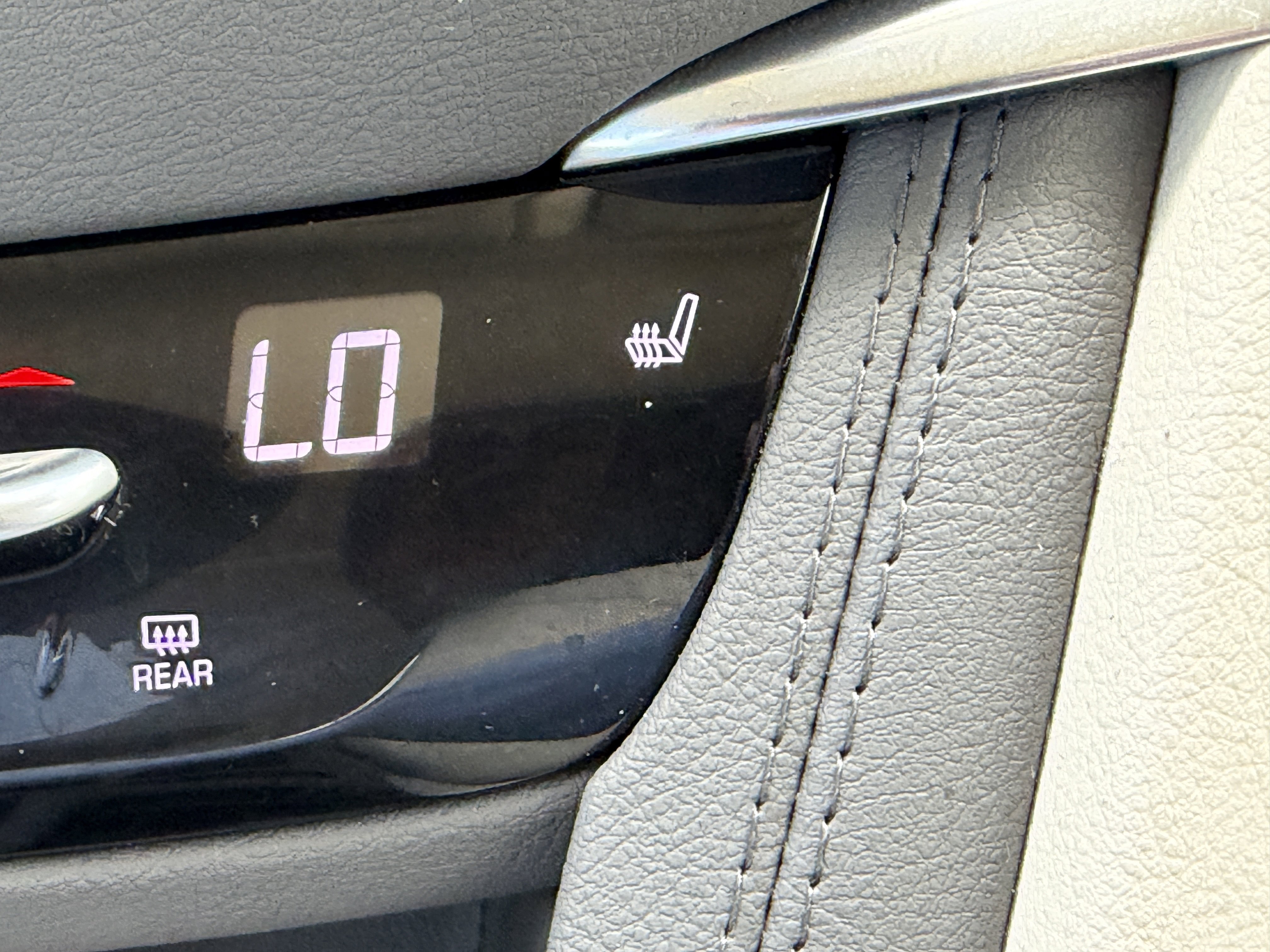 Certified 2023 Cadillac XT5 Premium Luxury FWD image 24