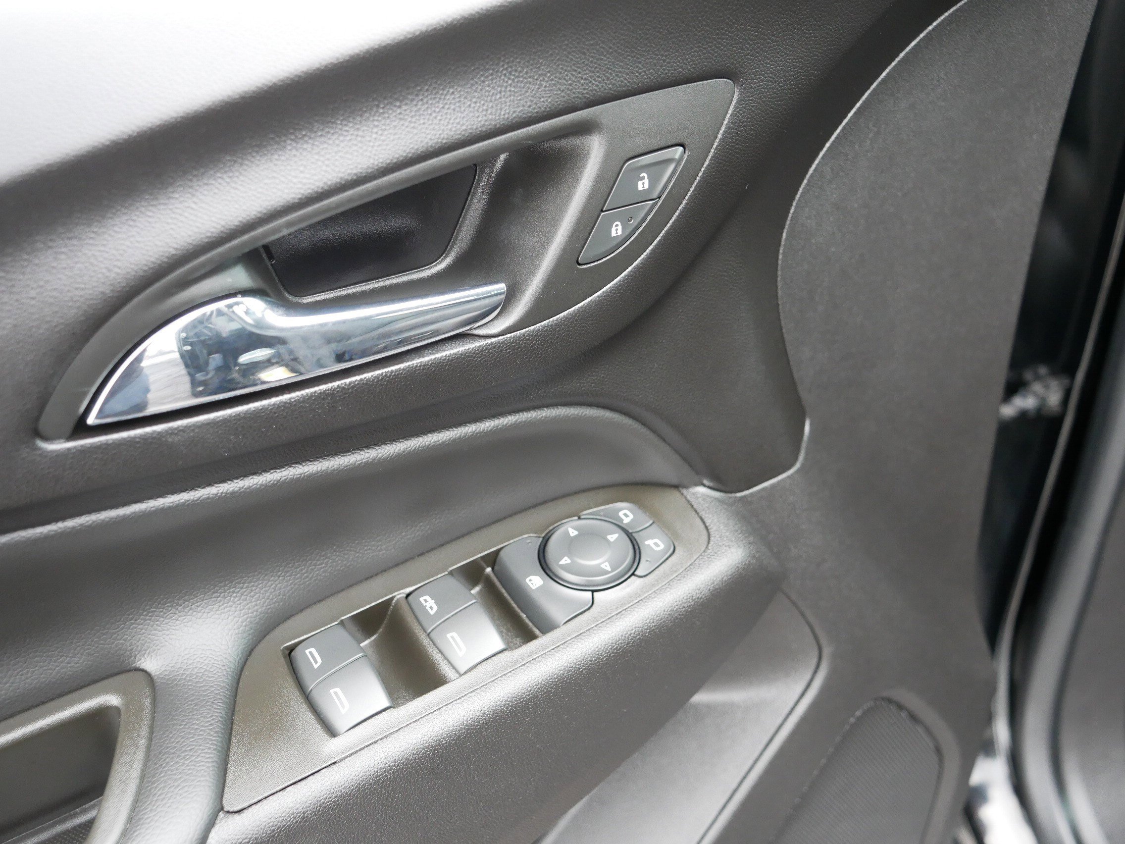 Used 2024 Chevrolet Equinox LT image 19