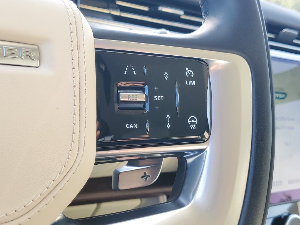 Used 2023 Land Rover Range Rover SE AWD/4WD image 19