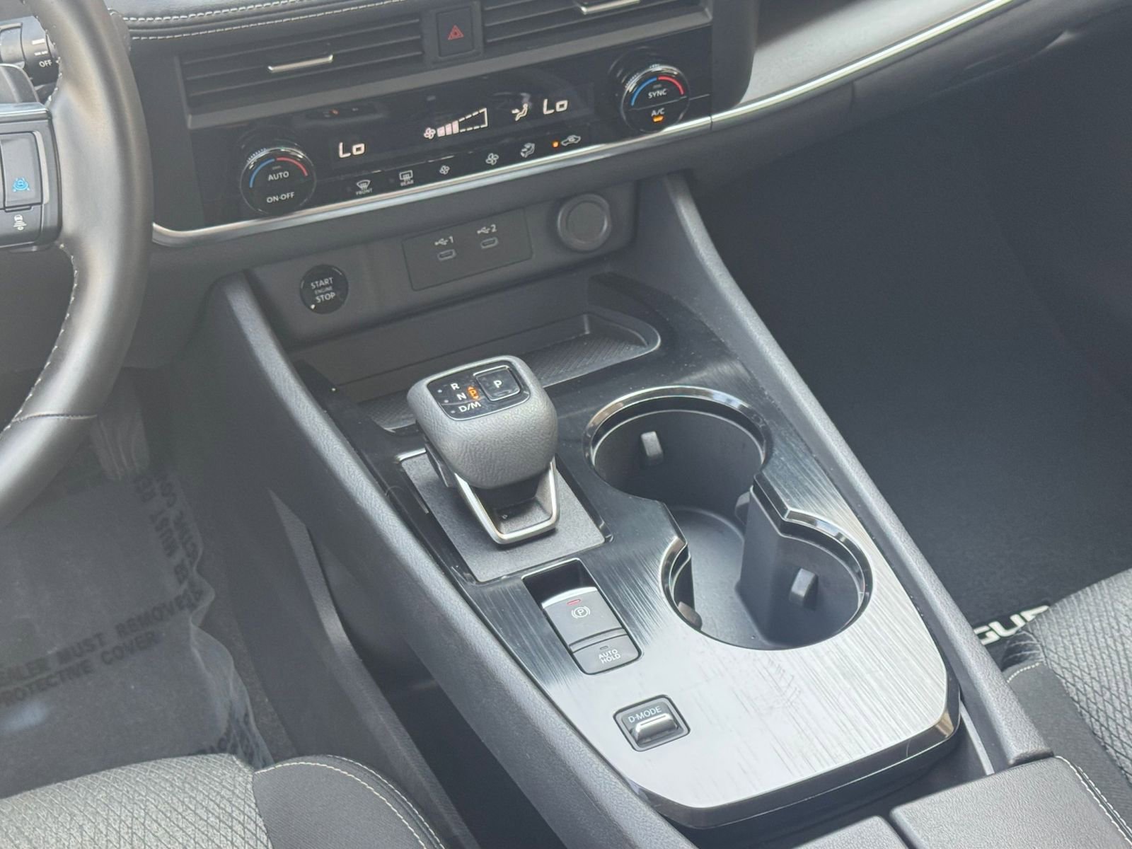 Used 2025 Nissan Rogue SV FWD image 43