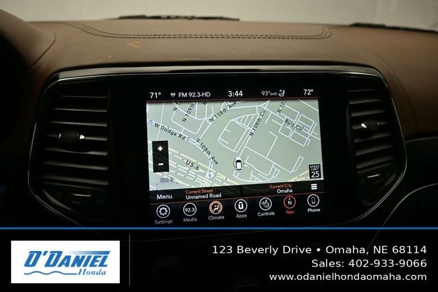 Used 2019 Jeep Grand Cherokee Summit AWD/4WD image 31