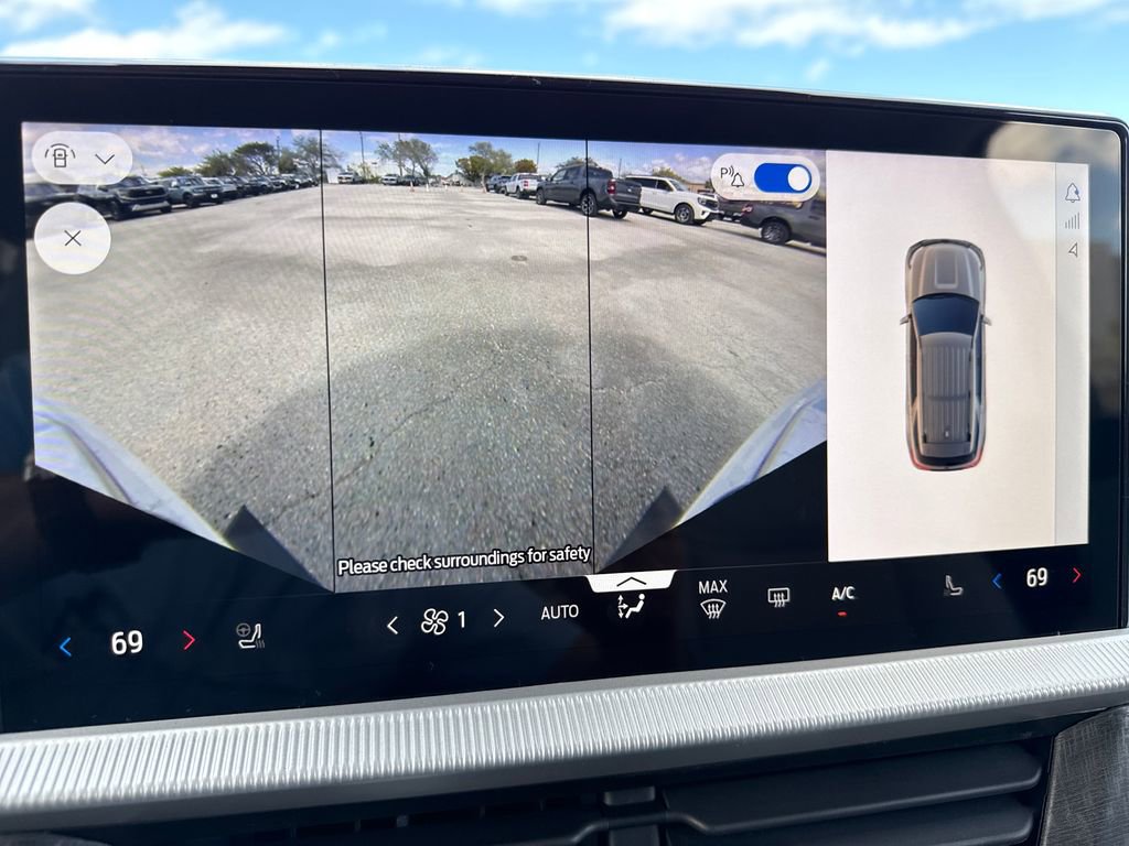 New 2026 Ford Explorer Platinum image 28