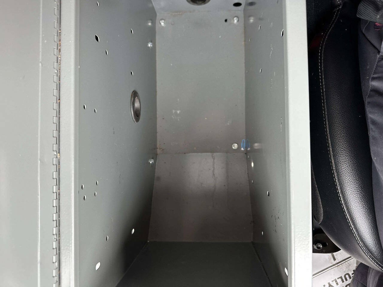 Used 2022 Ford Transit 150 Low Roof AWD image 30
