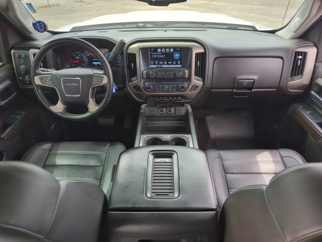 Used 2018 GMC Sierra 2500 Denali w/ Duramax Plus Package image 16