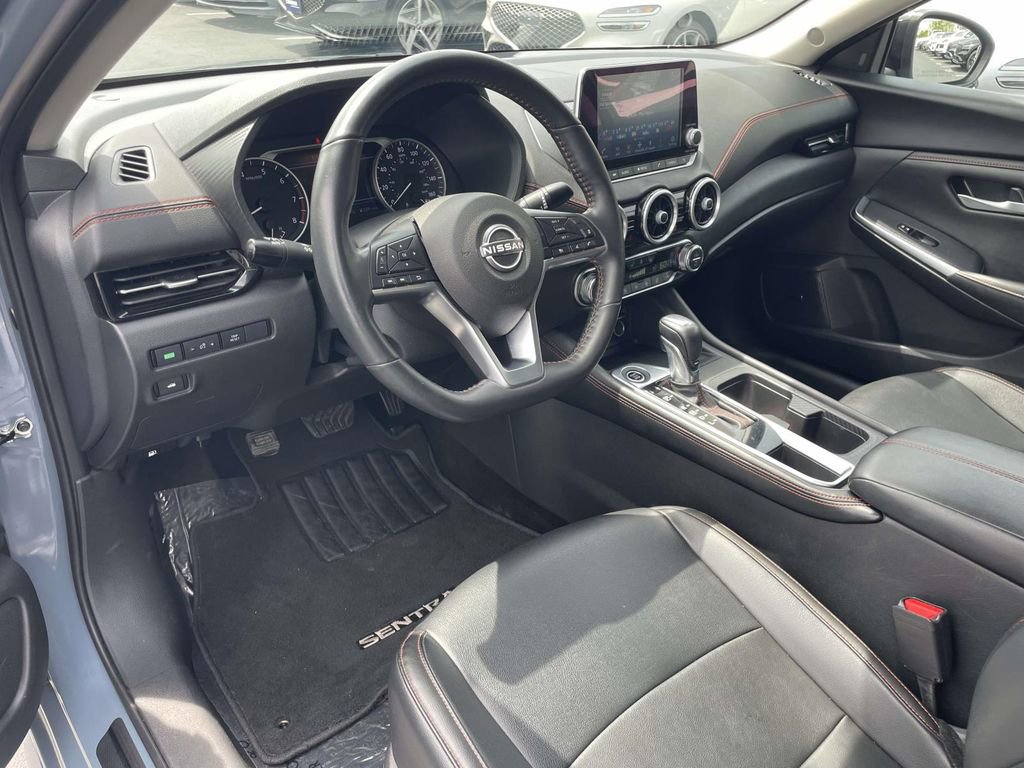Used 2024 Nissan Sentra SR w/ SR Premium Package image 7