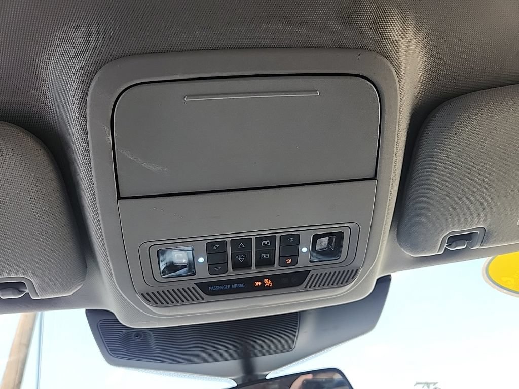 Used 2022 Ford Explorer XLT AWD/4WD image 25