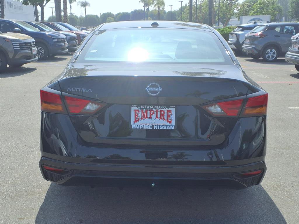 New 2025 Nissan Altima 2.5 S image 4