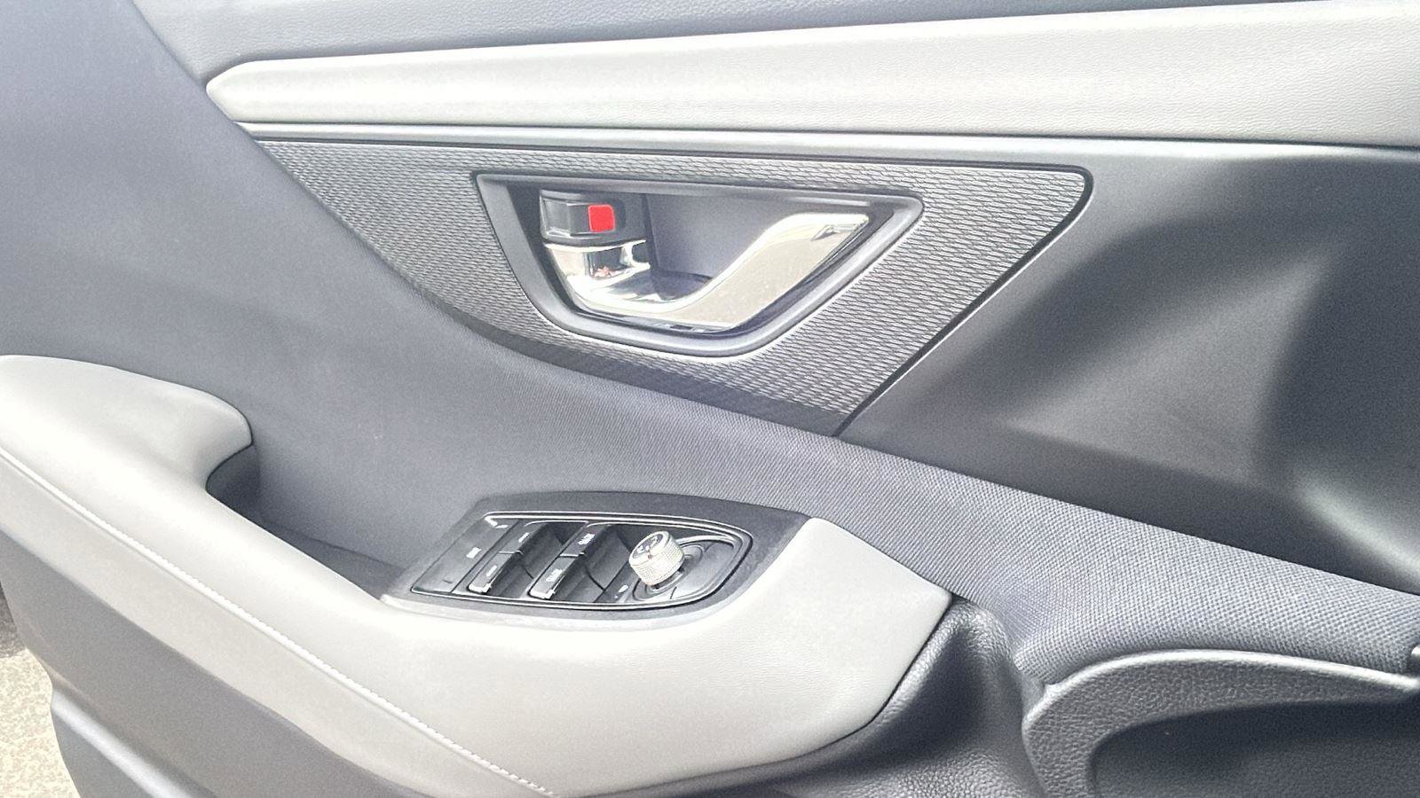 Certified 2025 Subaru Outback Premium image 16