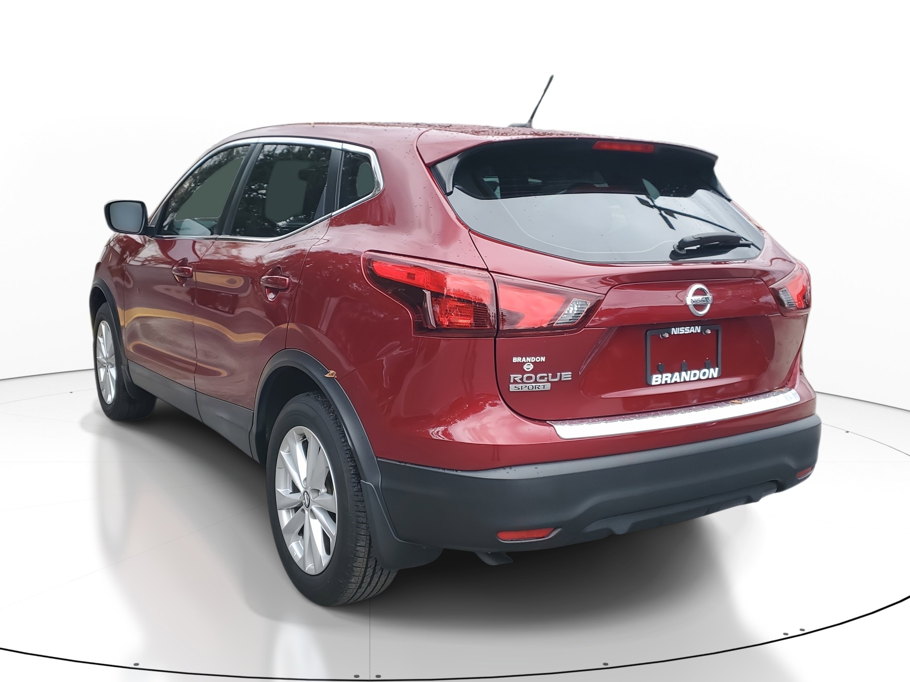 Used 2019 Nissan Rogue Sport S w/ Appearance Package image 5