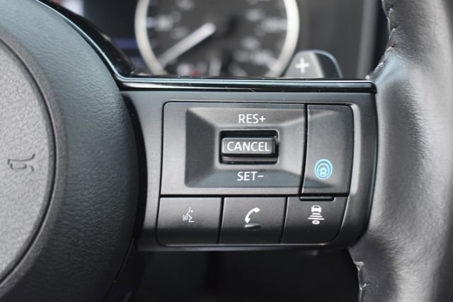 Used 2021 Nissan Rogue SV w/ Premium Package image 29