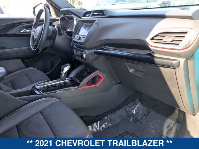 Used 2021 Chevrolet TrailBlazer RS image 23