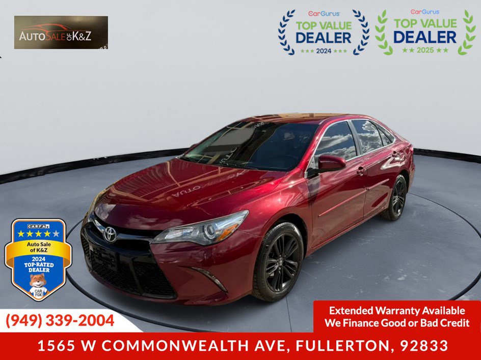 Used 2017 Toyota Camry SE FWD image 1