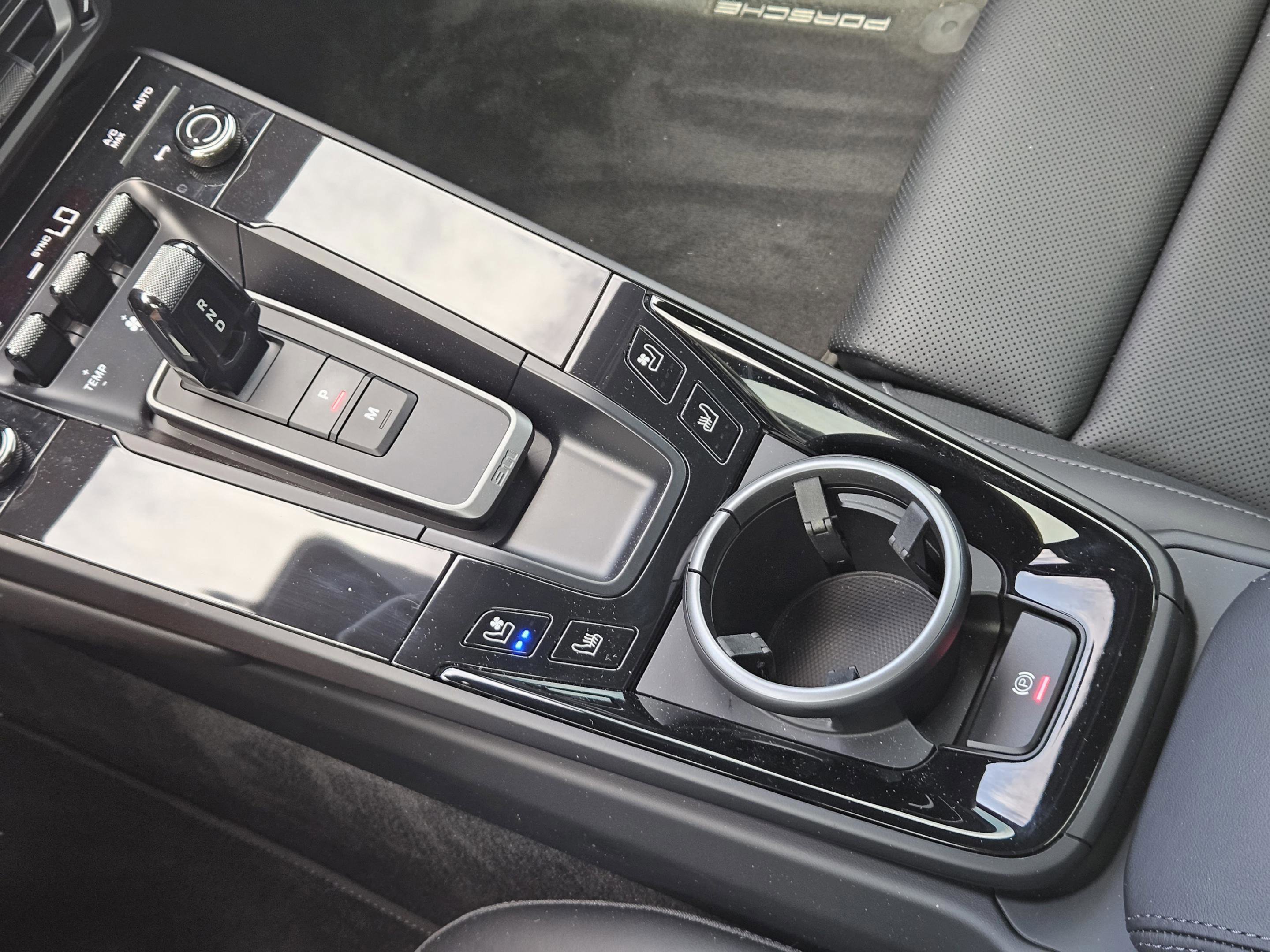 Certified 2024 Porsche 911 Carrera T image 20