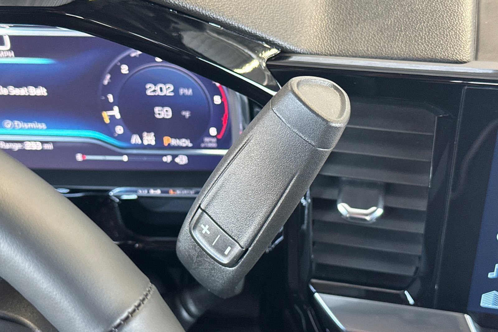 Used 2025 Chevrolet Silverado 2500 LT w/ Convenience Package image 20