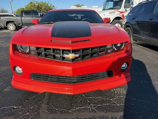 Used 2010 Chevrolet Camaro SS w/ LPO, Ground Effects Package image 2