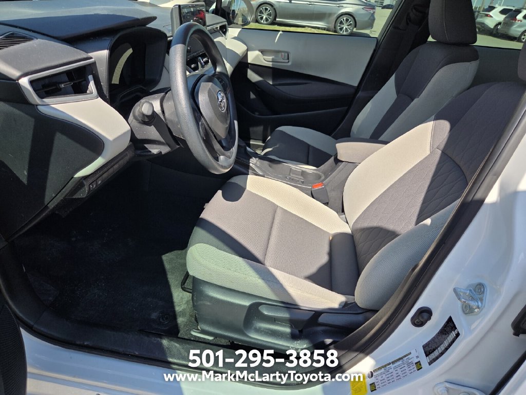 Used 2026 Toyota Corolla LE FWD image 8