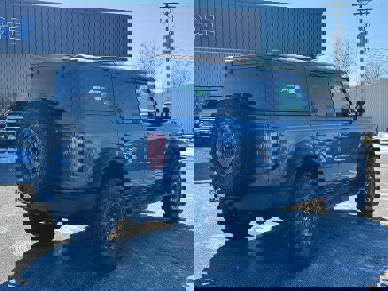 New 2025 Ford Bronco Outer Banks w/ Sasquatch Package image 3