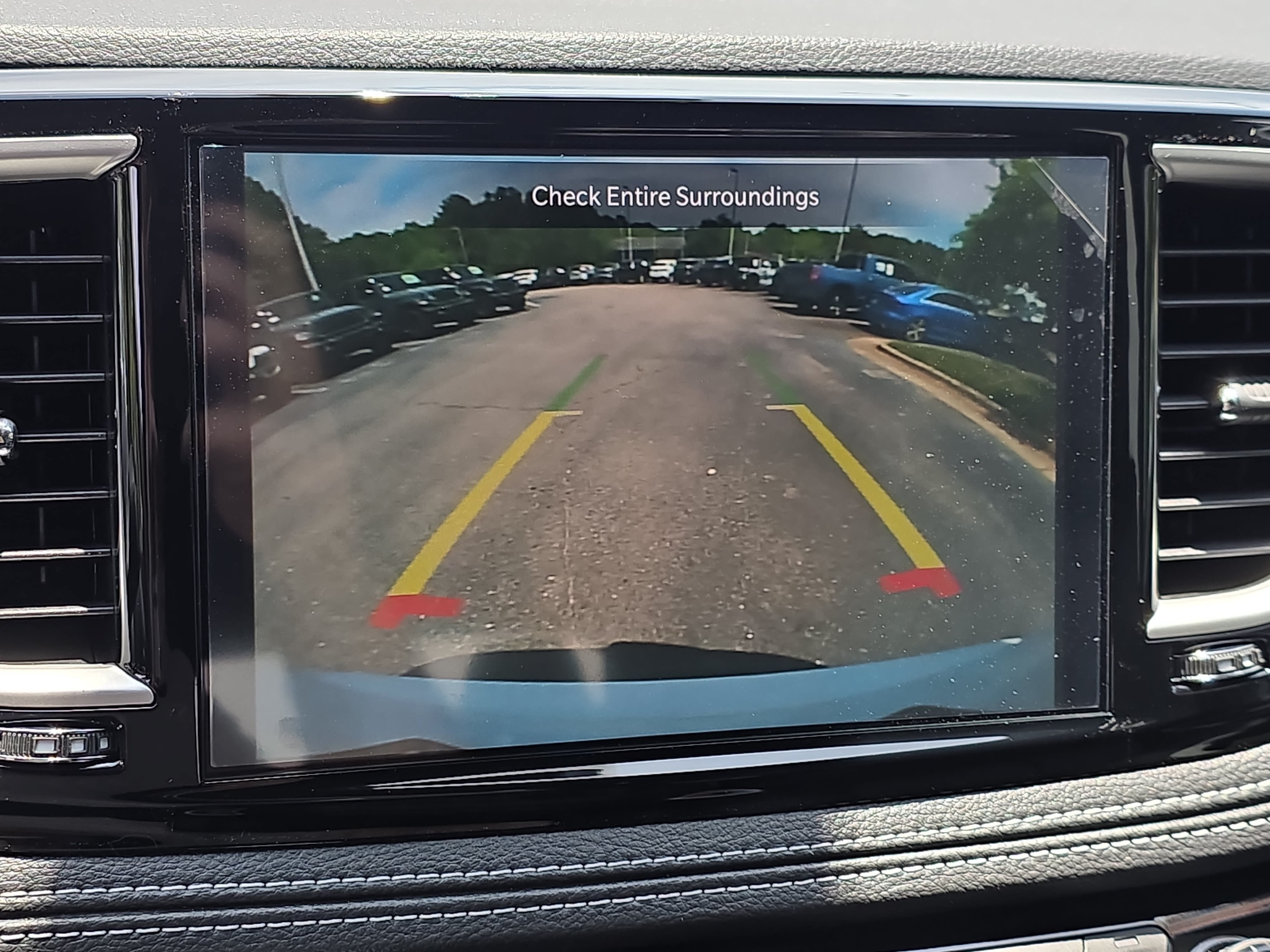 New 2027 Chrysler Pacifica Select AWD/4WD image 21