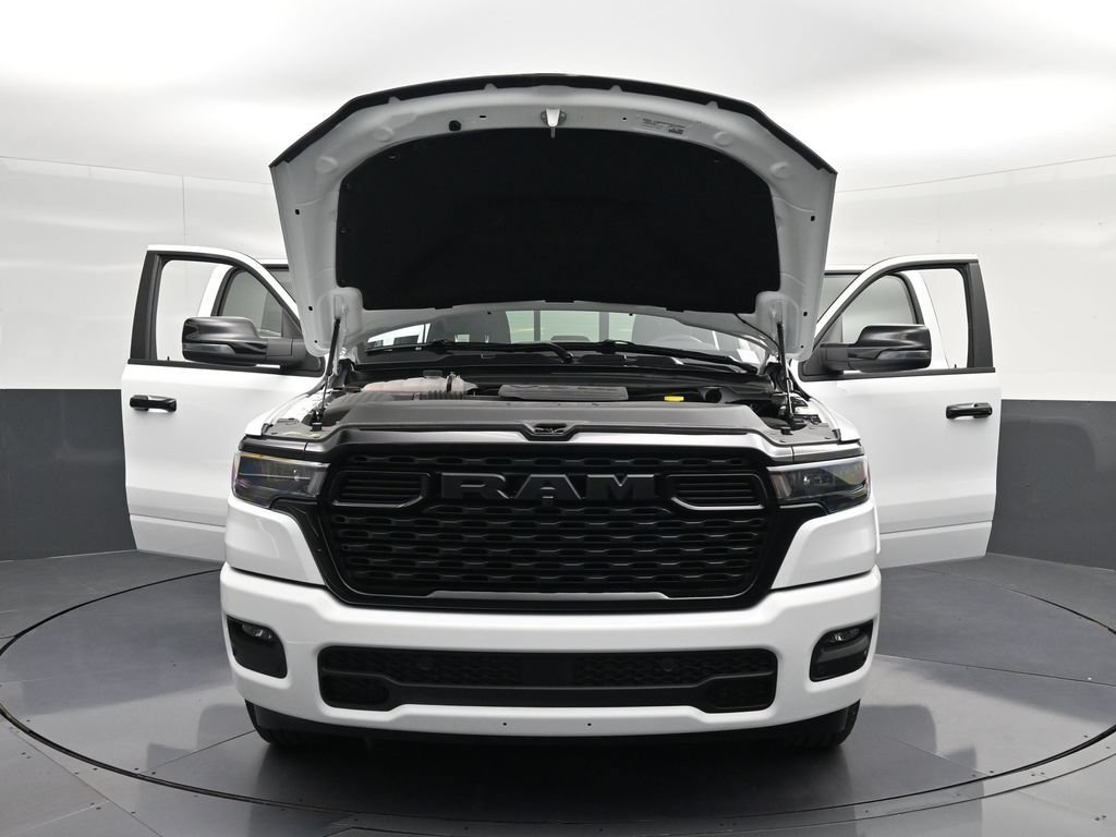 Used 2025 RAM 1500 Big Horn RWD image 33