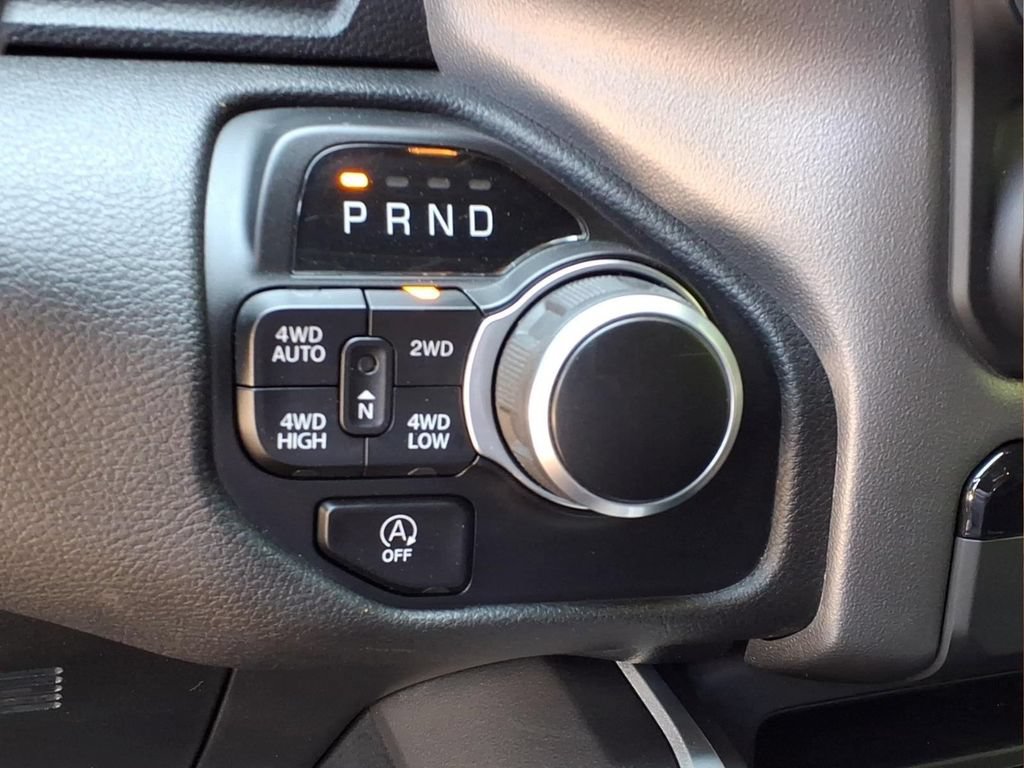 Used 2023 RAM 1500 Big Horn AWD/4WD image 9