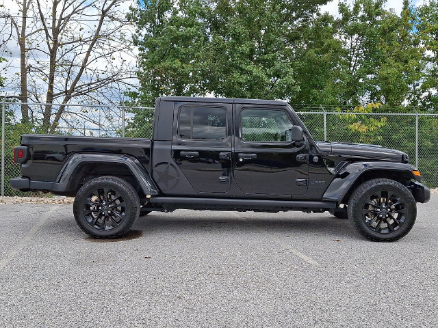 Used 2025 Jeep Gladiator Sport AWD/4WD image 10