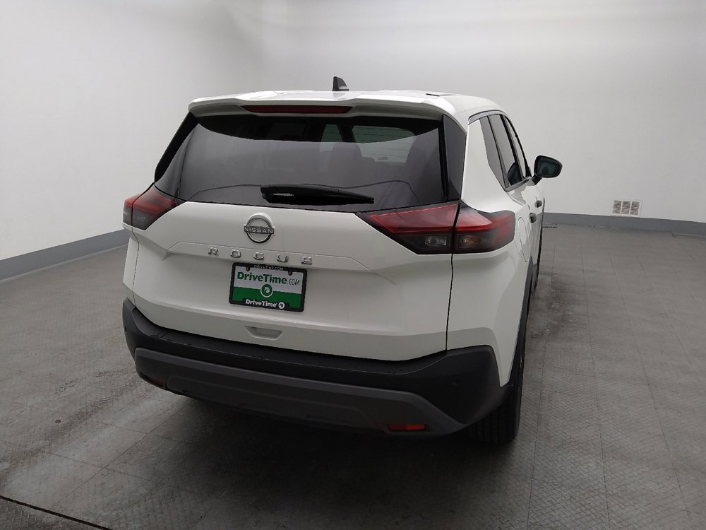 Used 2023 Nissan Rogue S image 7