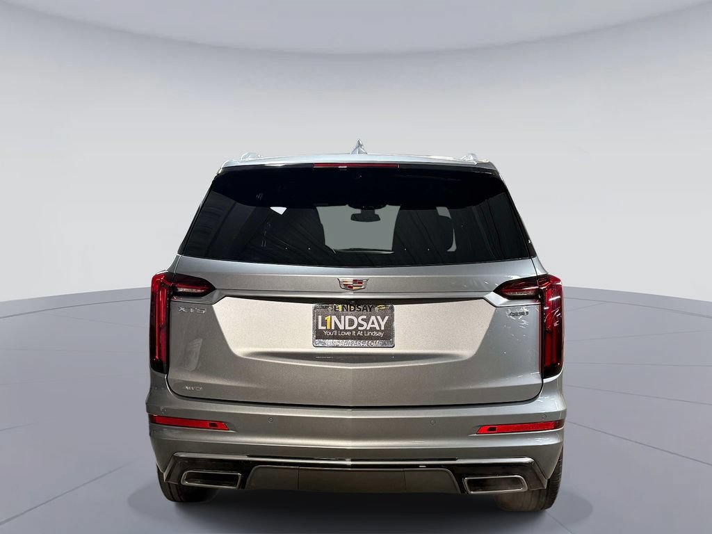 Used 2025 Cadillac XT6 Premium Luxury AWD/4WD image 11